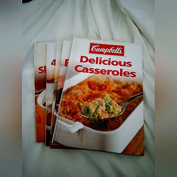 Set of 5 Campbell's Cookbooks - Picture 1 of 11